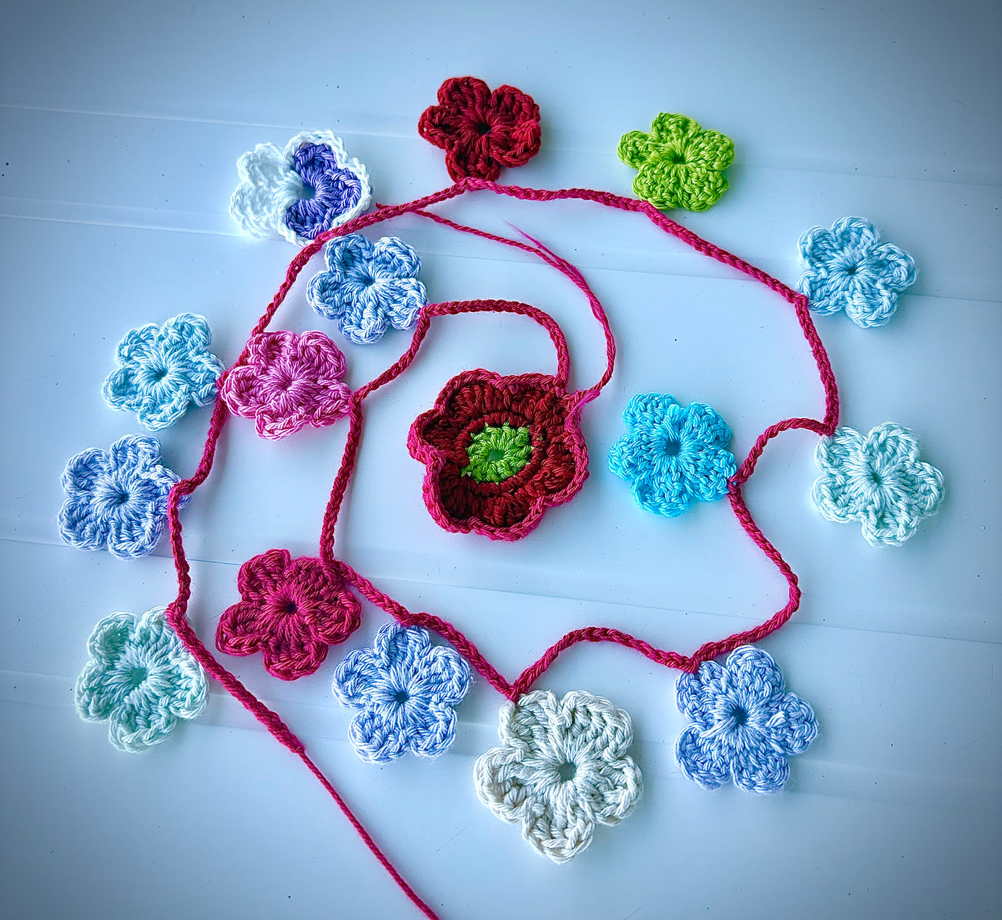 Patron Gratuit Mini Fleur au crochet
